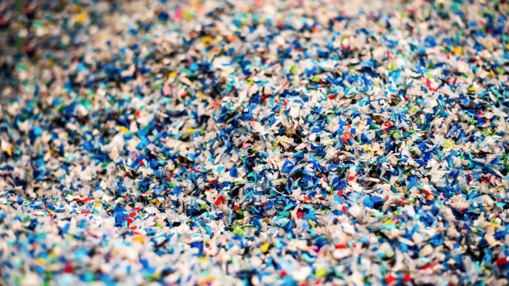 heap-of-blue-and-white-plastic-scraps